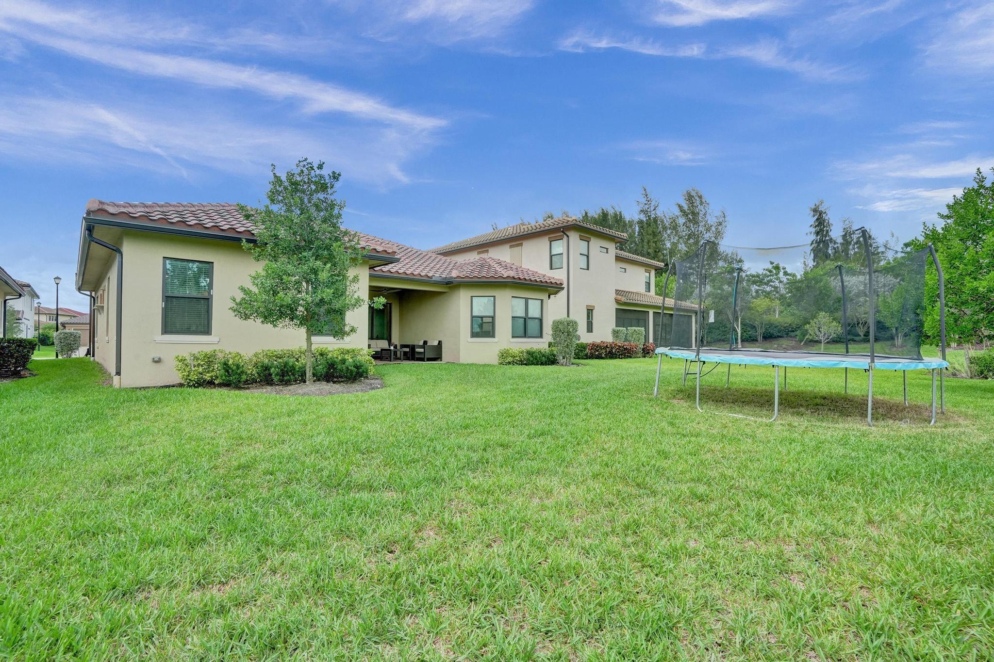 Parkland Bay - Residential