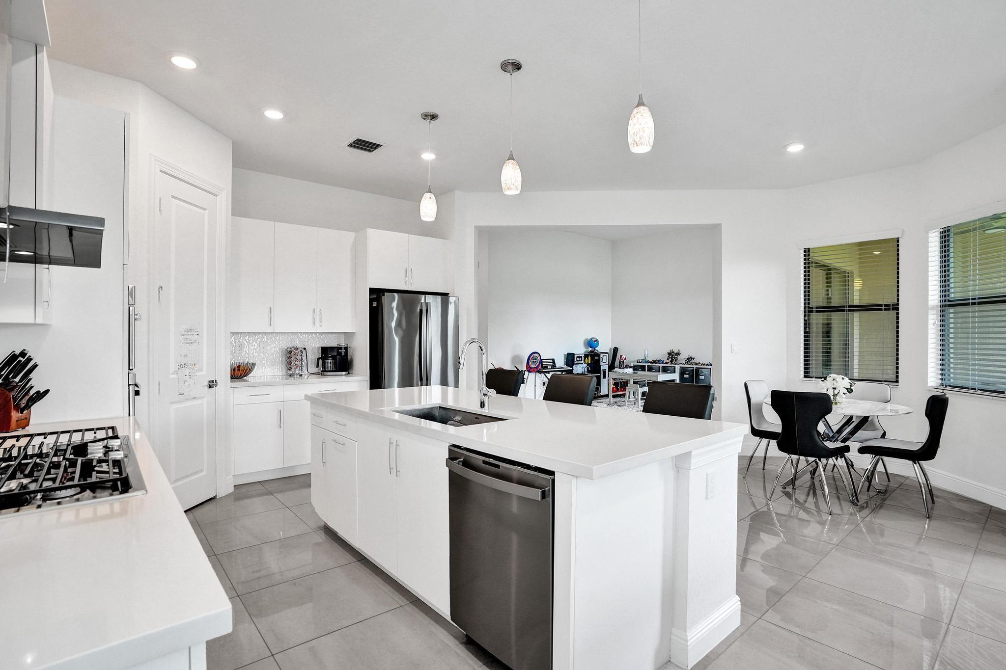 Parkland Bay - Residential