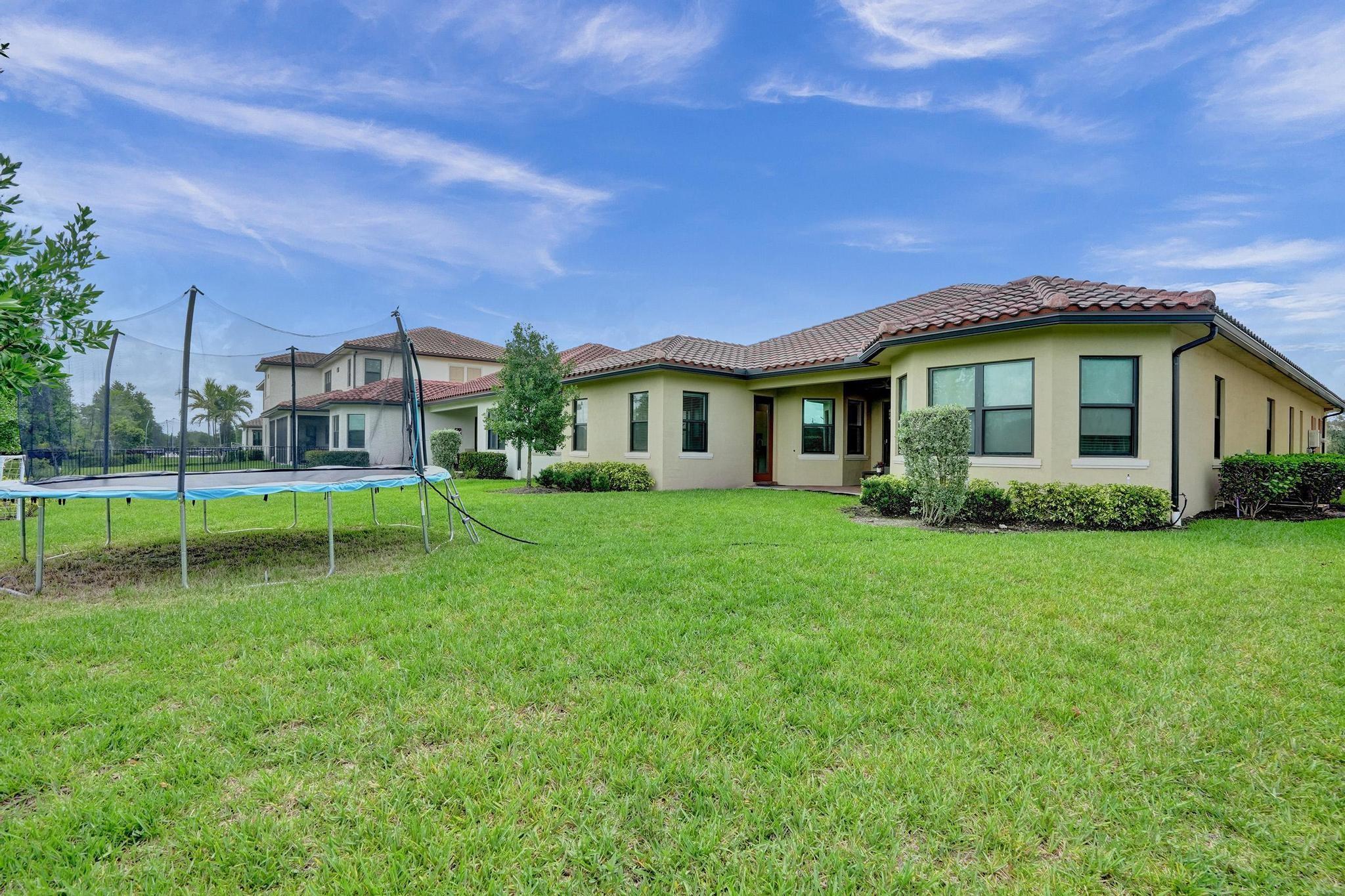Parkland Bay - Residential