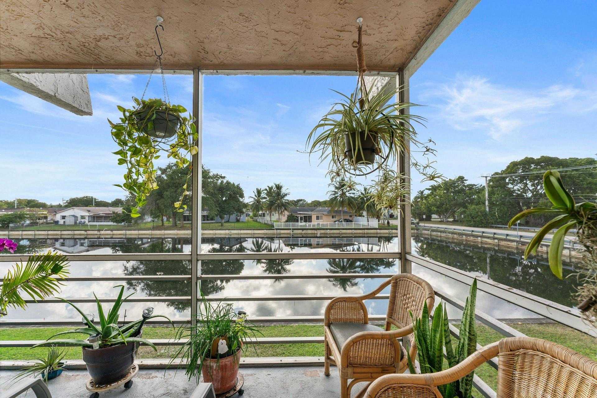 LIME BAY - Residential