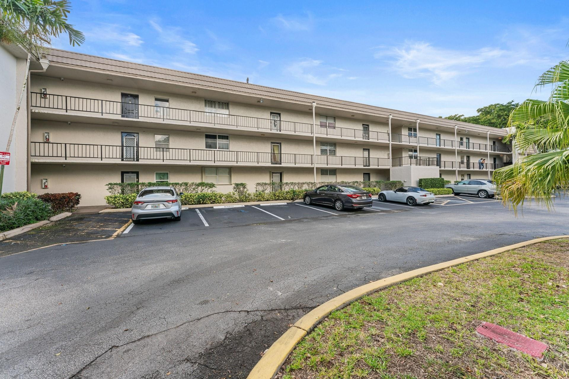 LIME BAY - Residential