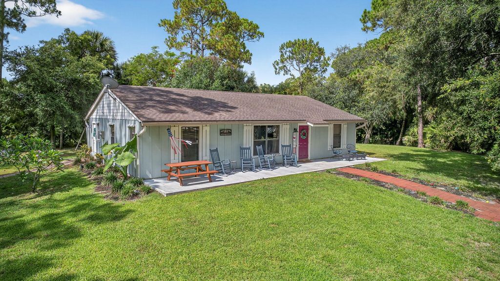 Photo of 16824 71st Lane N, Loxahatchee, FL 33470 (MLS # R11101448)