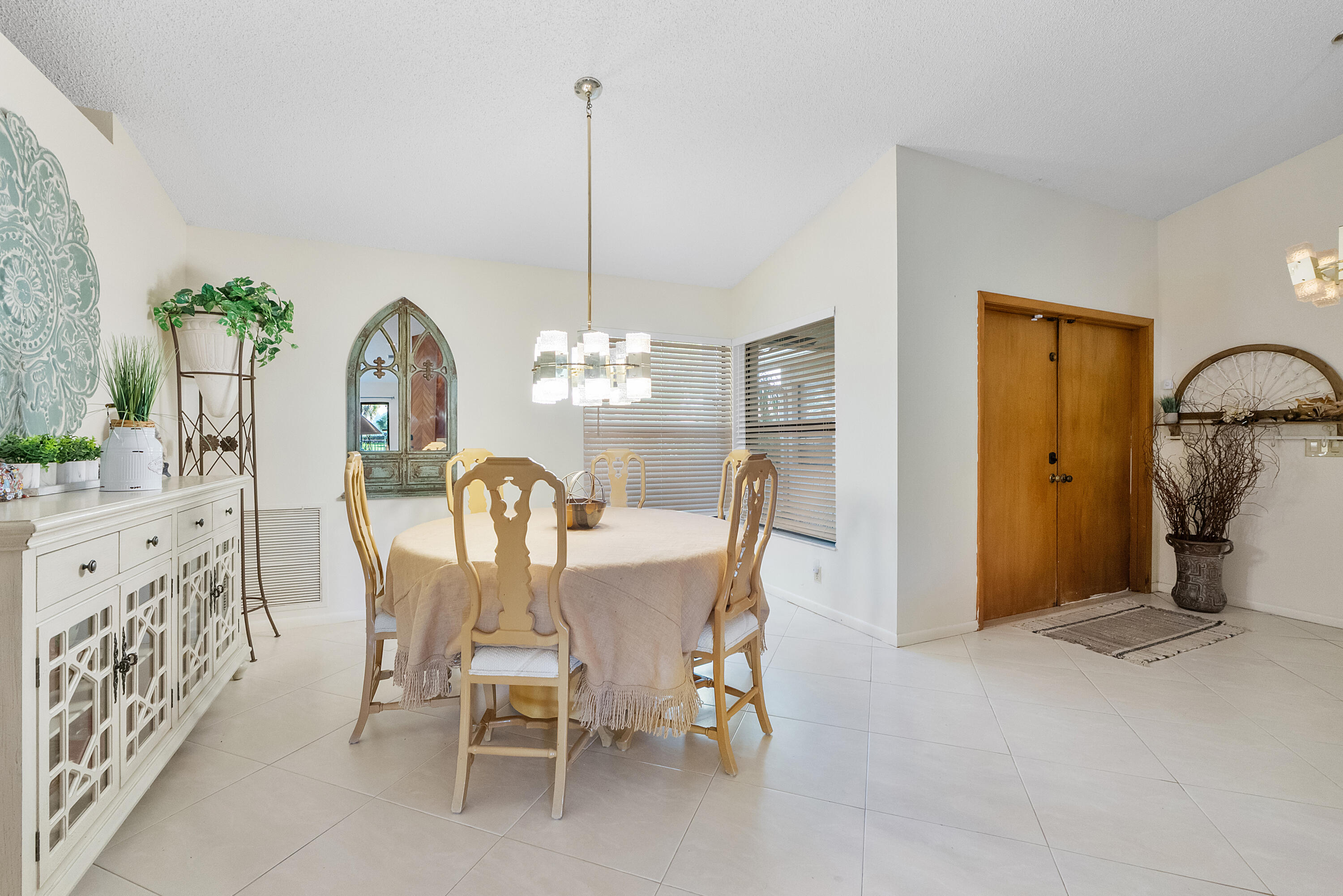 MAPLEWOOD - Residential