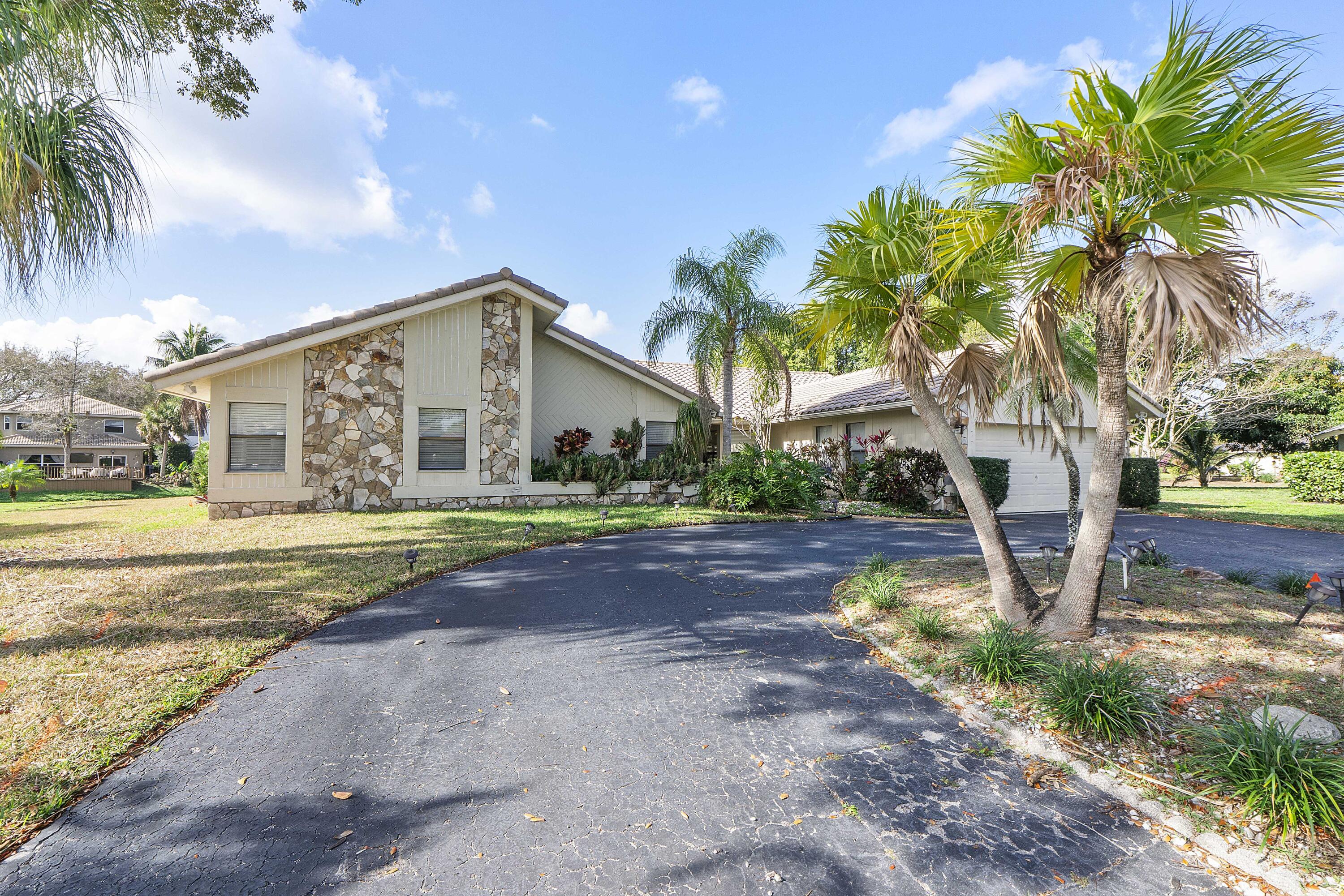 MAPLEWOOD - Residential