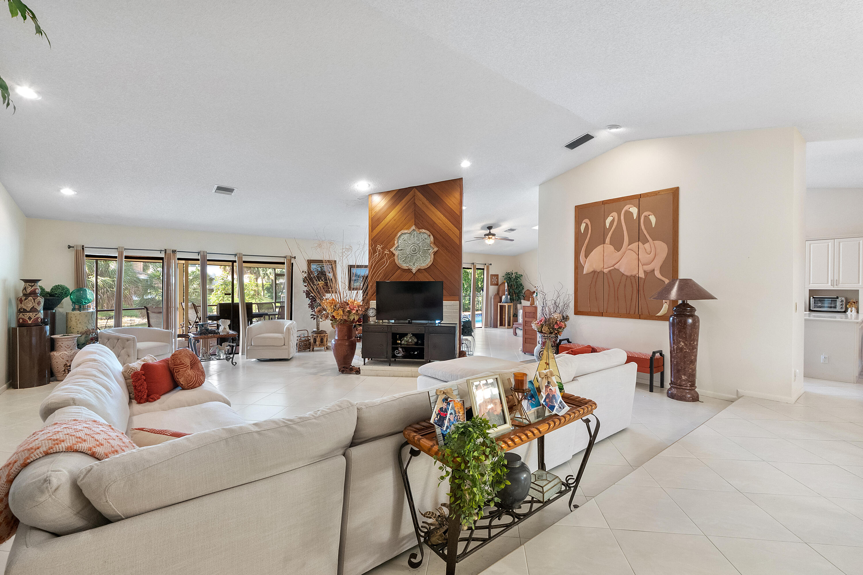 MAPLEWOOD - Residential