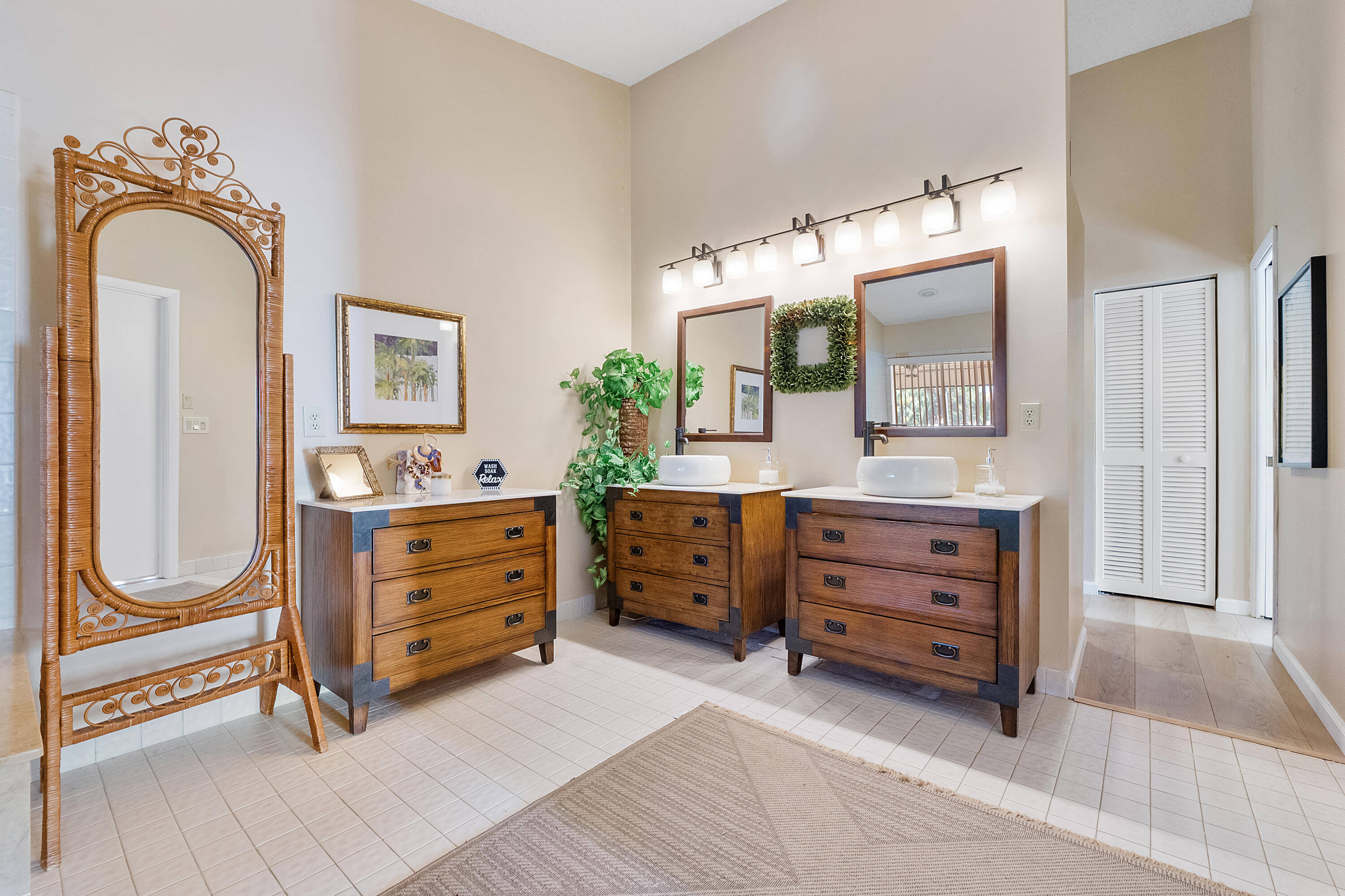 MAPLEWOOD - Residential