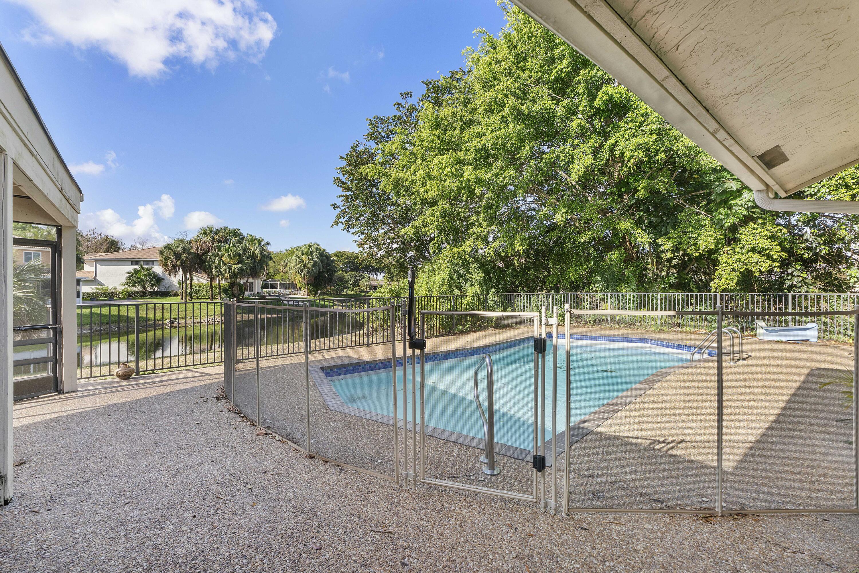 MAPLEWOOD - Residential