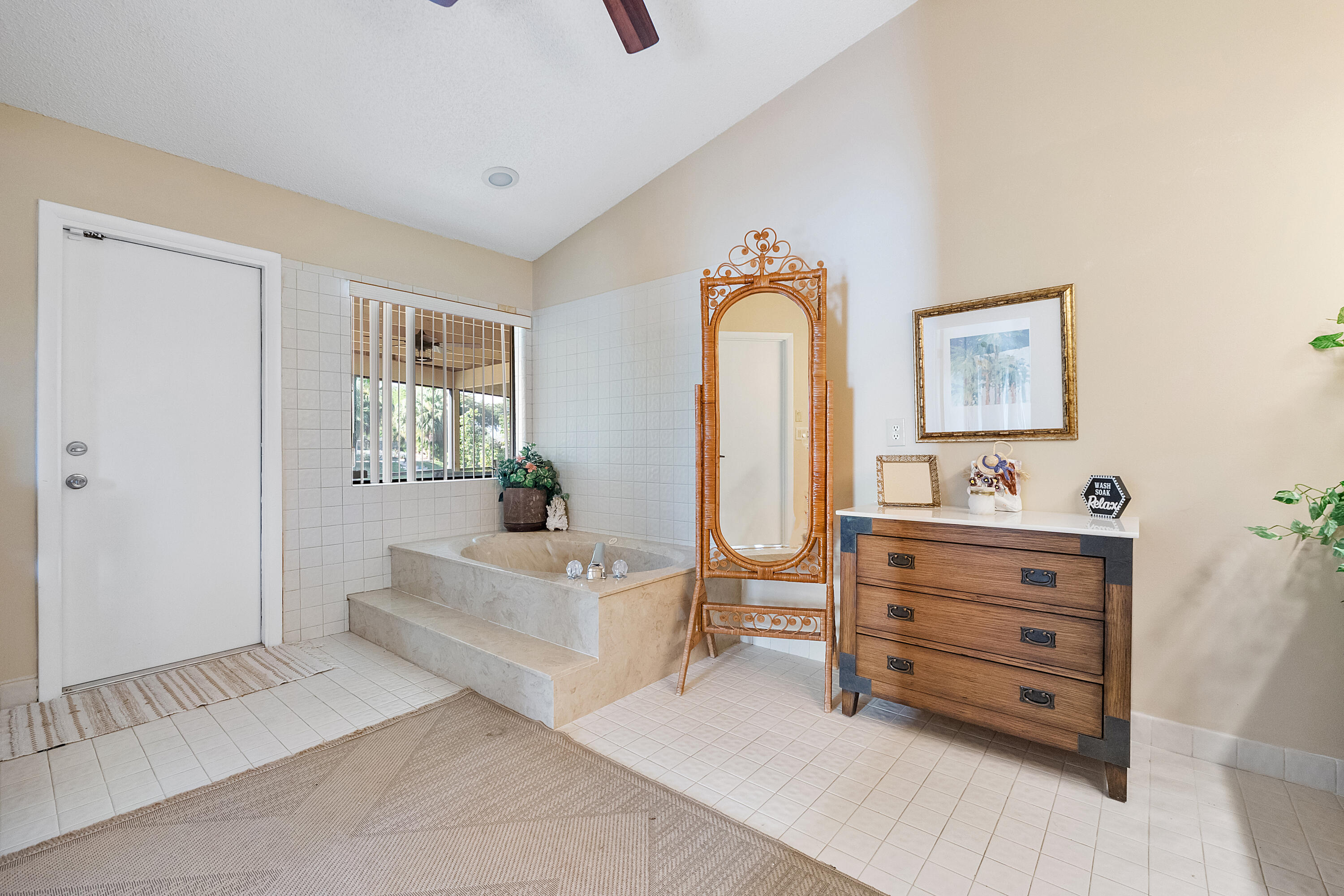 MAPLEWOOD - Residential