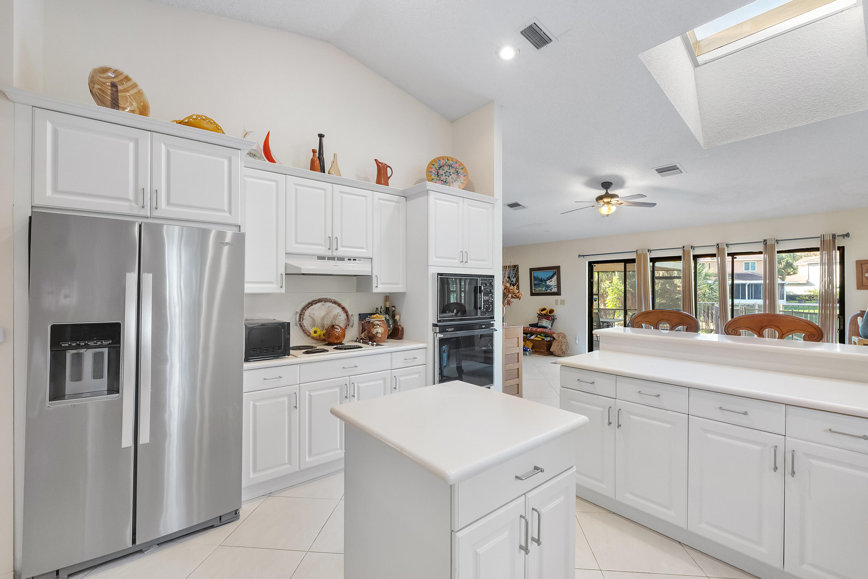 MAPLEWOOD - Residential