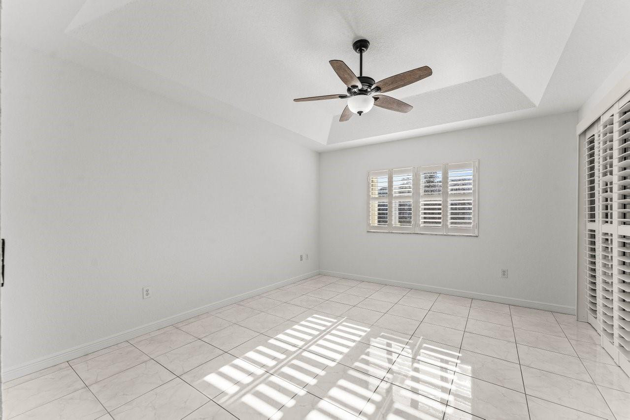 EXETER CONDOMINIUM - Residential