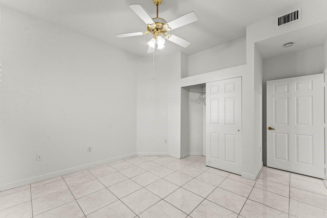 EXETER CONDOMINIUM - Residential