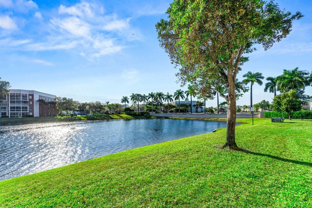 EXETER CONDOMINIUM - Residential