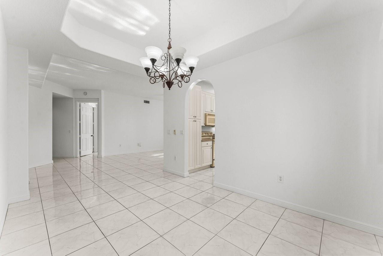 EXETER CONDOMINIUM - Residential