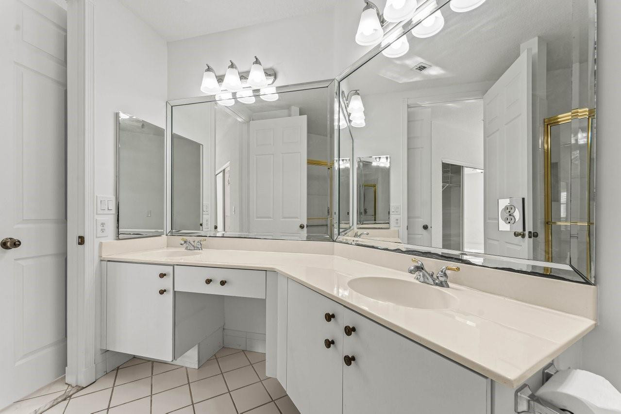 EXETER CONDOMINIUM - Residential