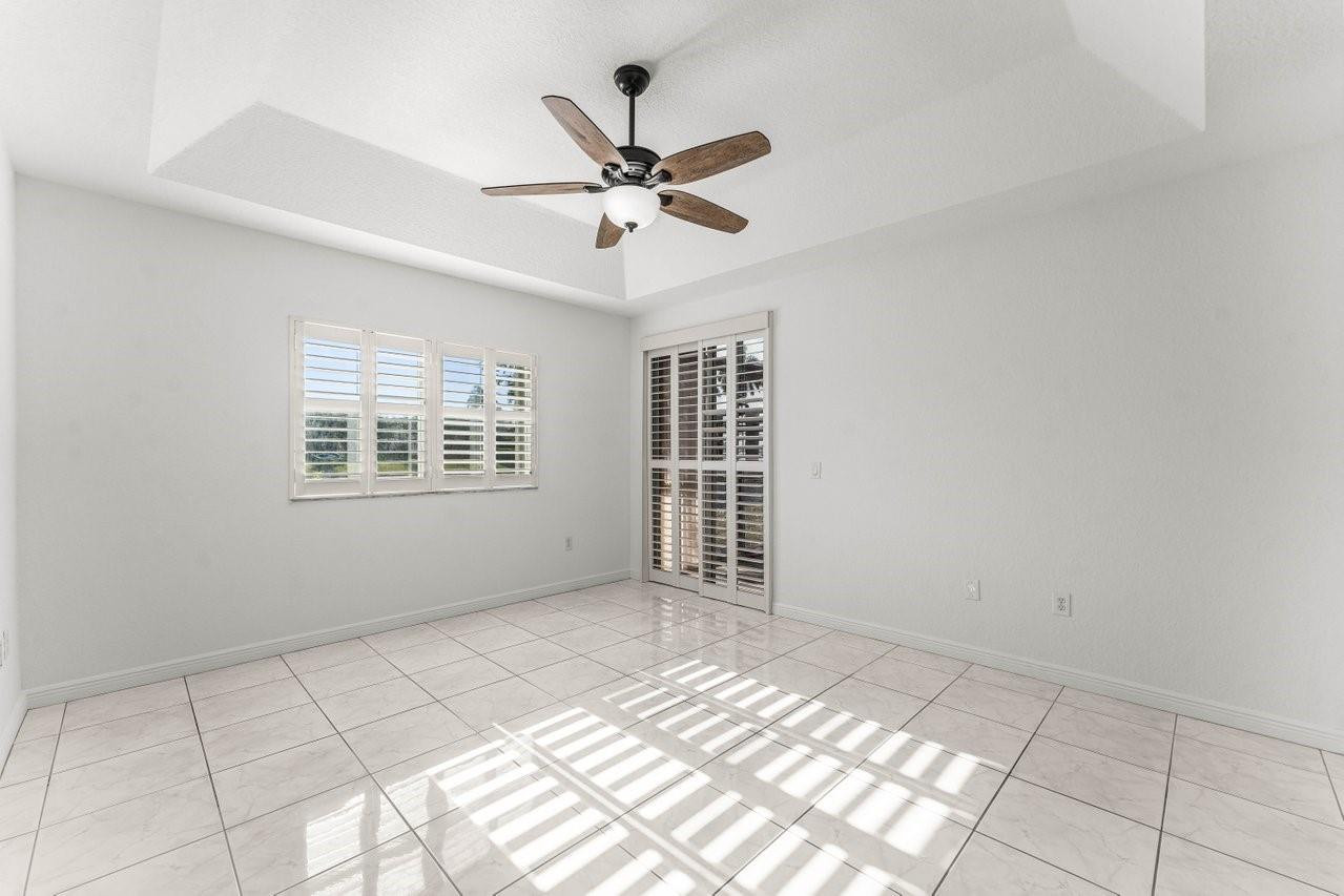 EXETER CONDOMINIUM - Residential