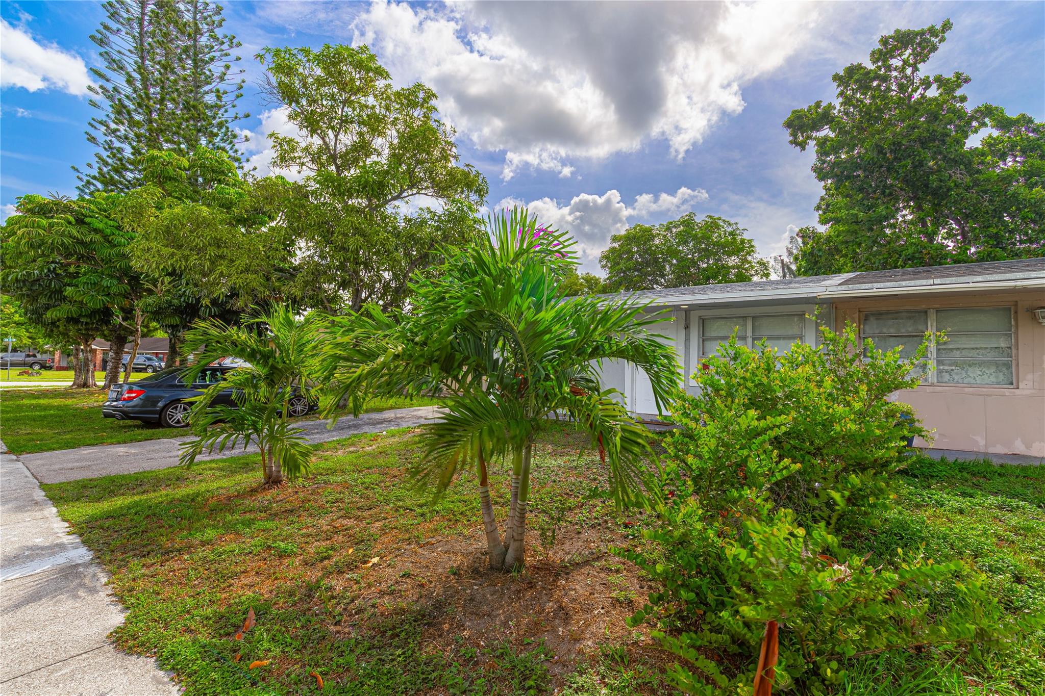1910 SW 63rd Ter