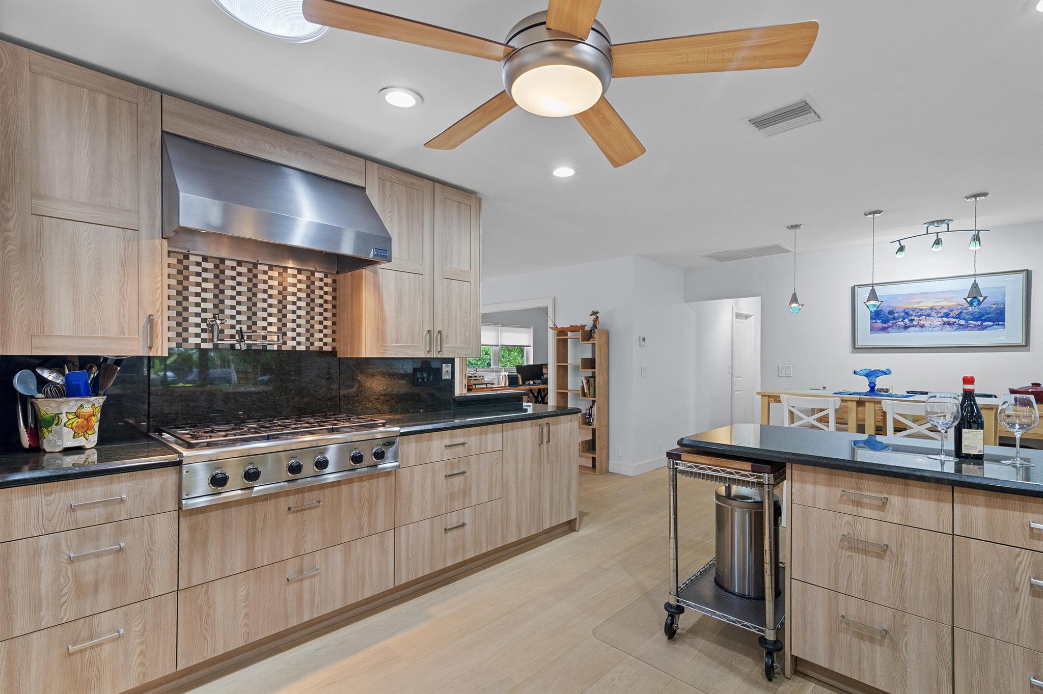1550 SW 30th Place