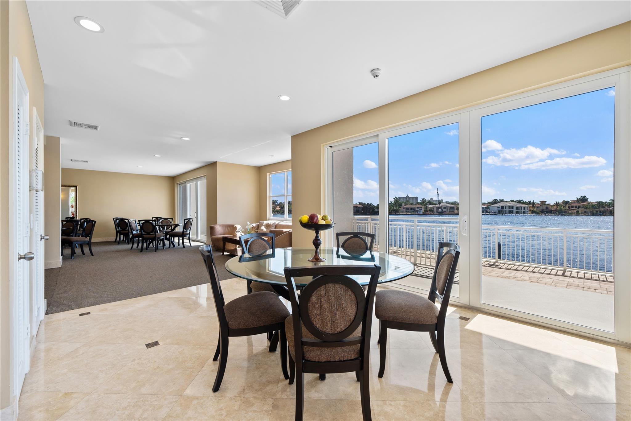 BAYSHORE TOWERS - Residential Lease