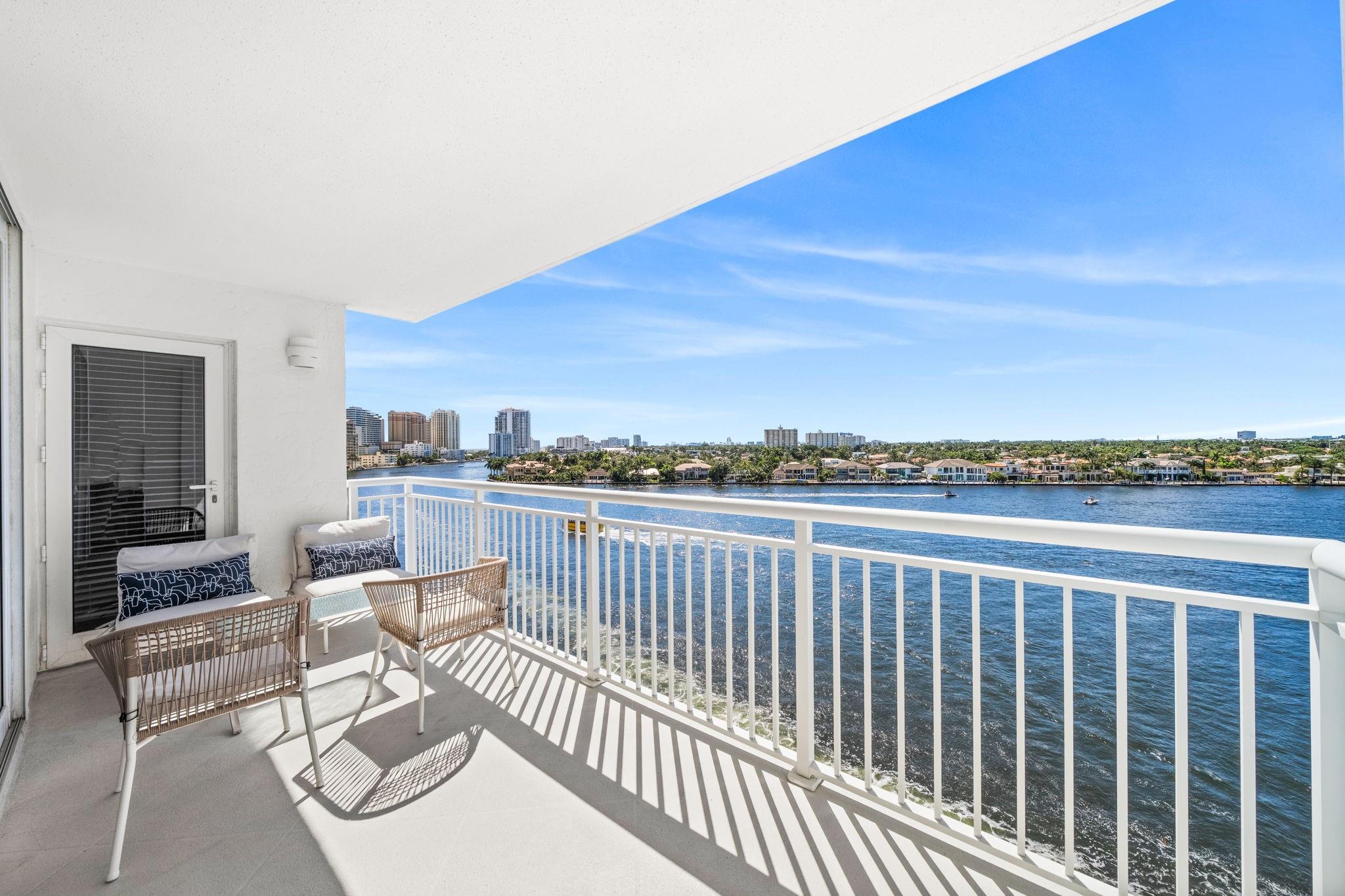 BAYSHORE TOWERS - Residential Lease
