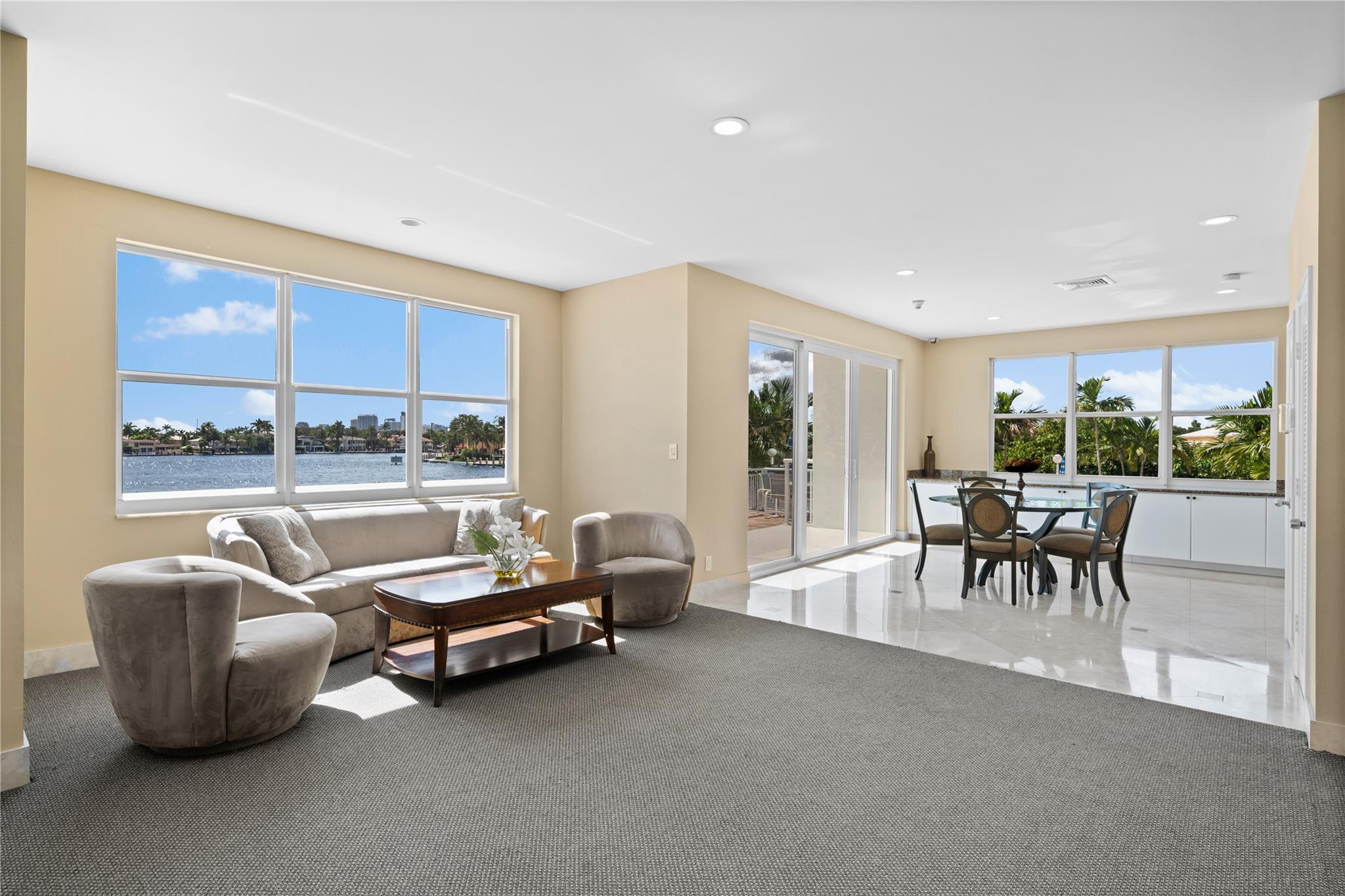 BAYSHORE TOWERS - Residential Lease
