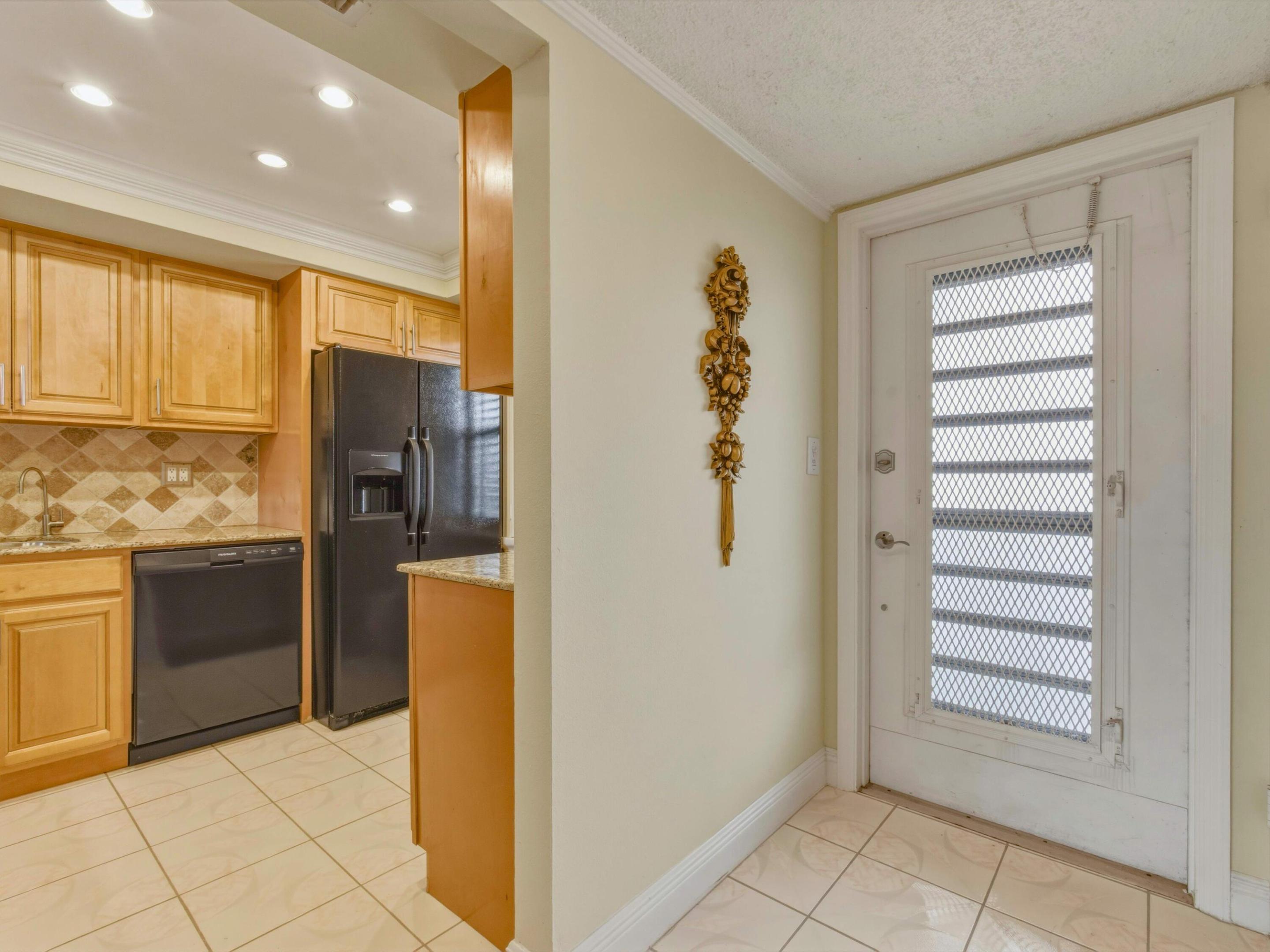 9810 Marina Boulevard 1136