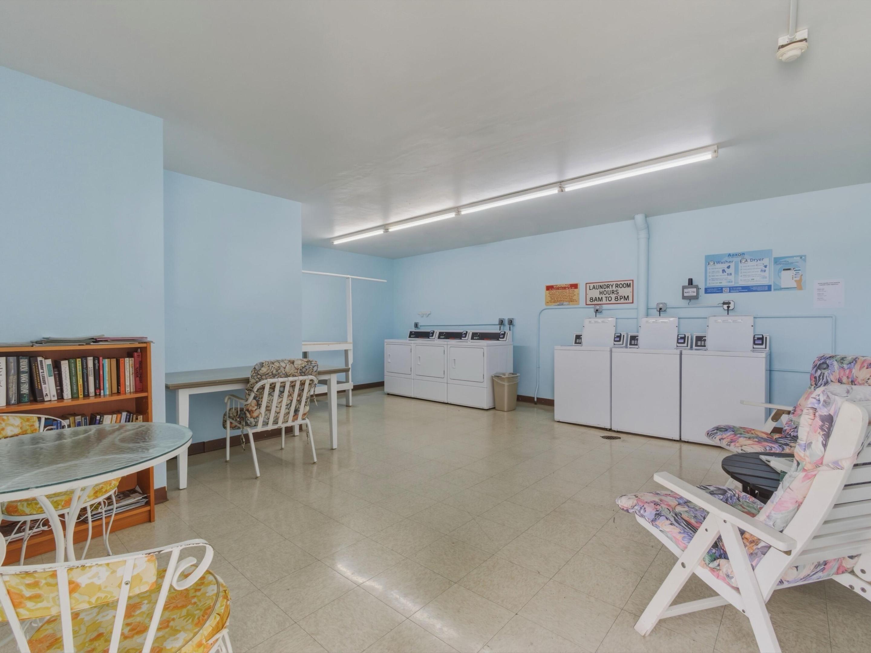 SANDALFOOT SOUTH TWO CONDO OR2089P775 - Residential