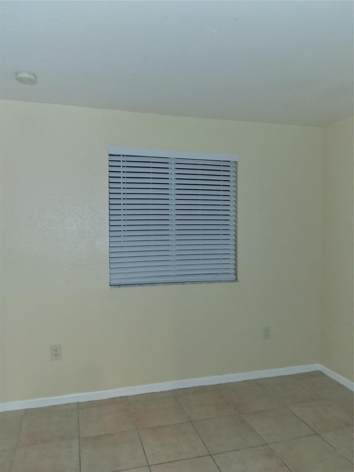 Shoma Twnhms At Keyscove - Residential Lease