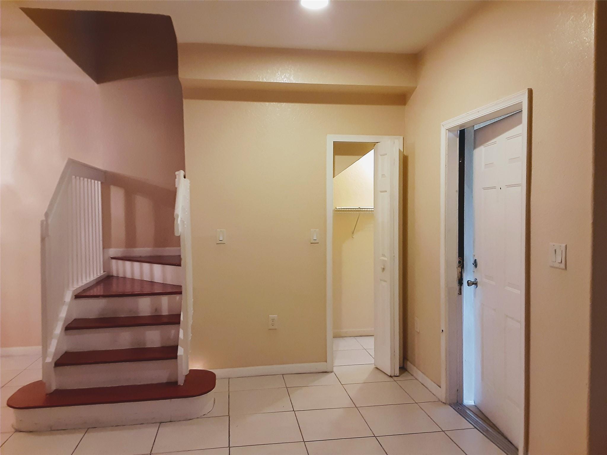 Shoma Twnhms At Keyscove - Residential Lease