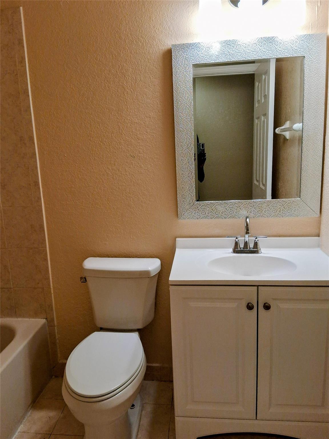 Shoma Twnhms At Keyscove - Residential Lease