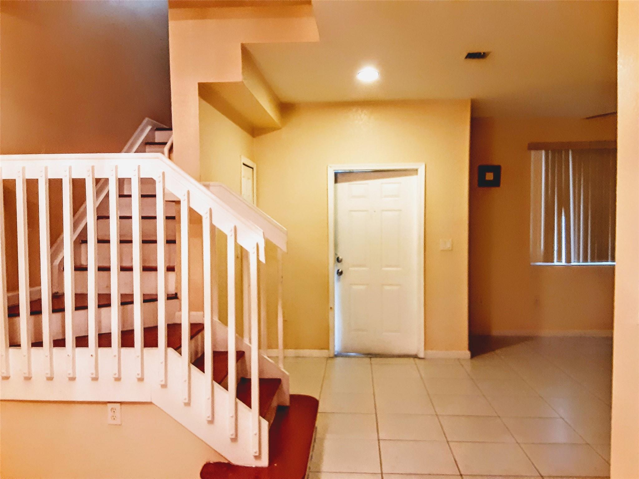 Shoma Twnhms At Keyscove - Residential Lease