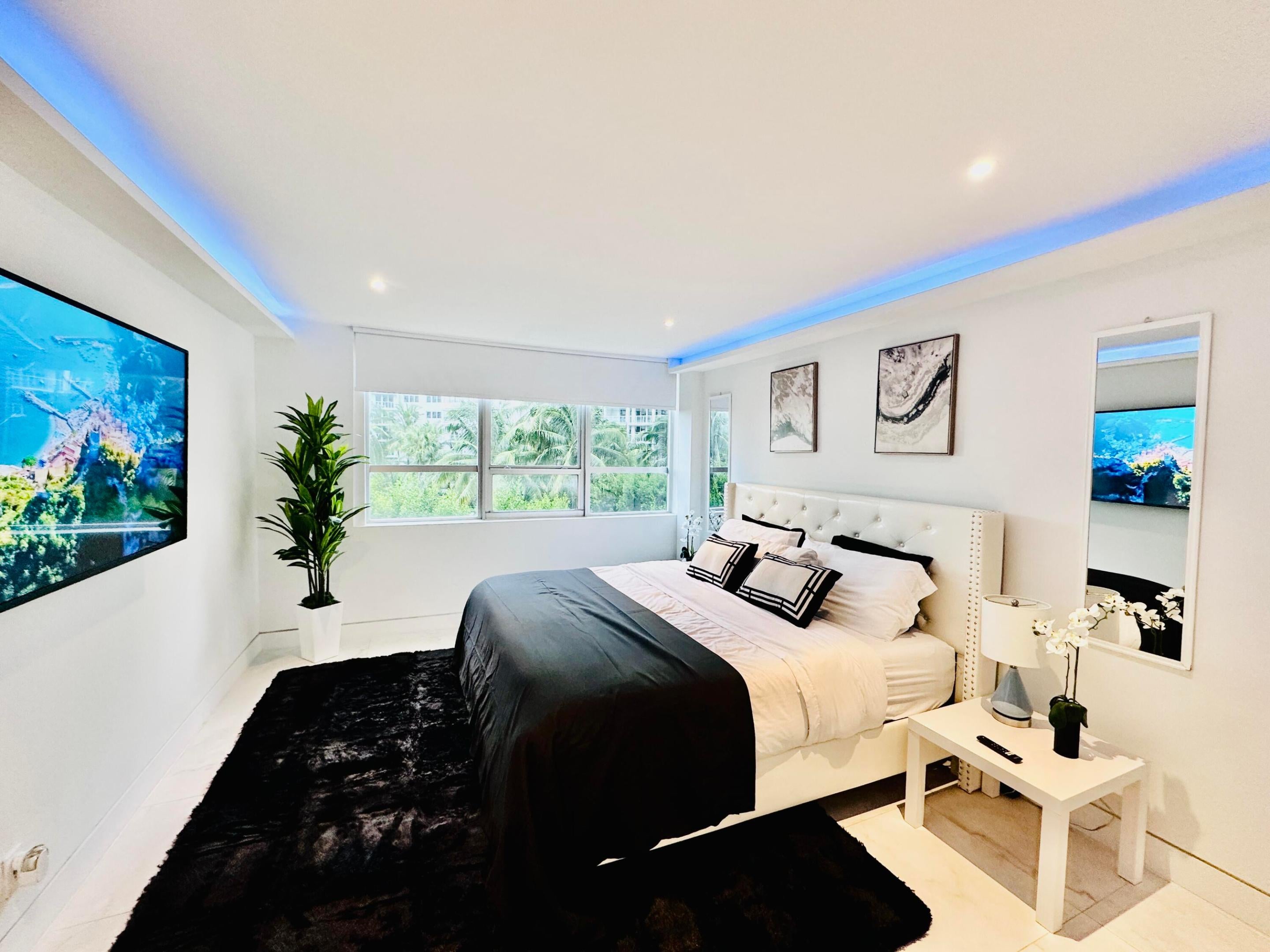 1500 Bay Road 364