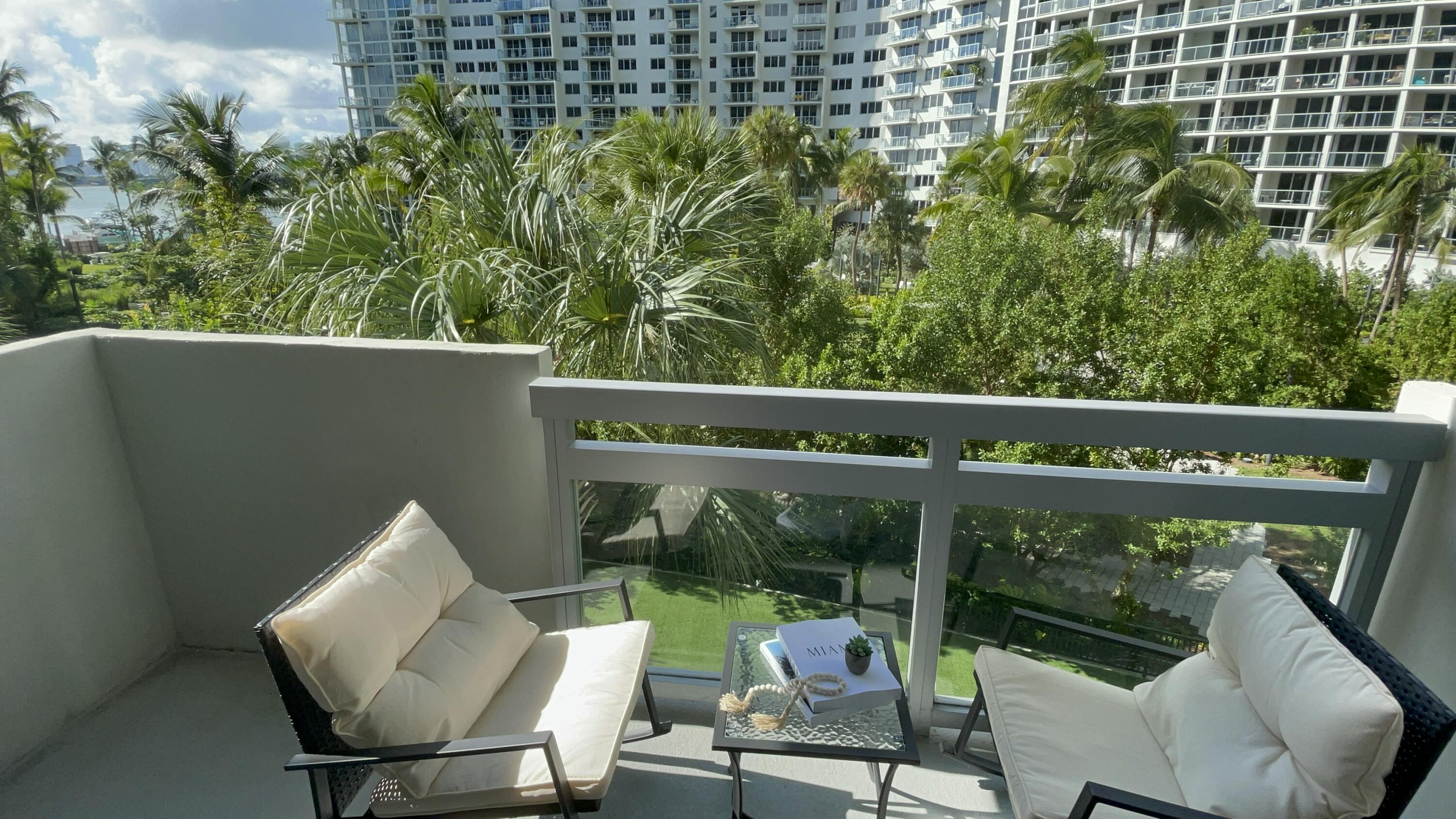 FLAMINGO SOUTH - Residential