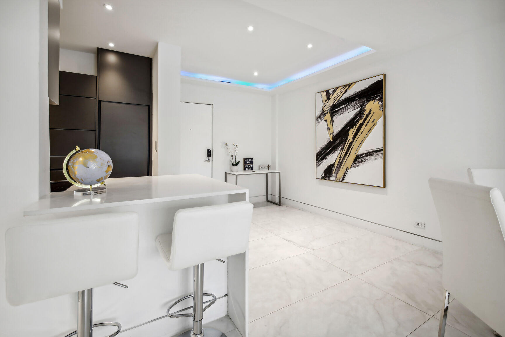 FLAMINGO SOUTH - Residential