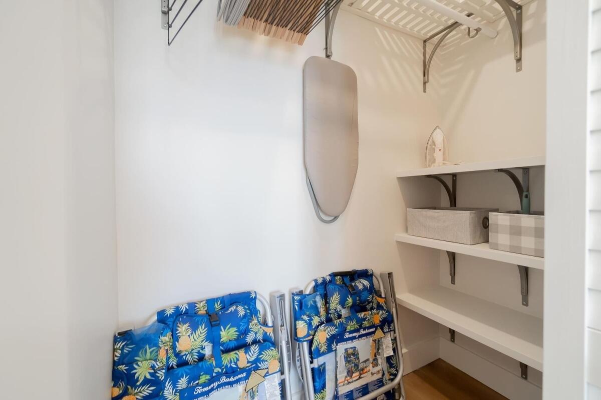 PALM BEACH HOTEL CONDO - Residential