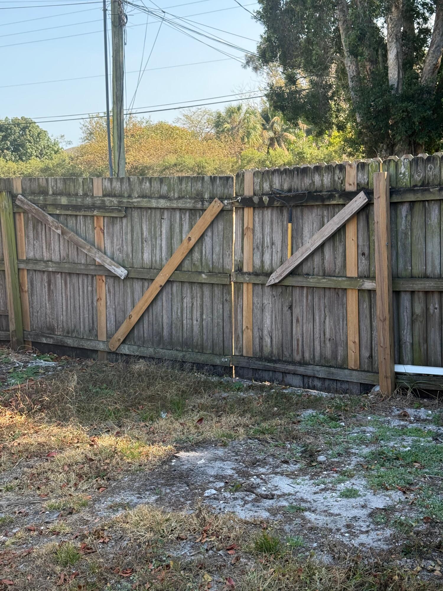 HAVERHILL RIDING ESTS IN - Residential Lease