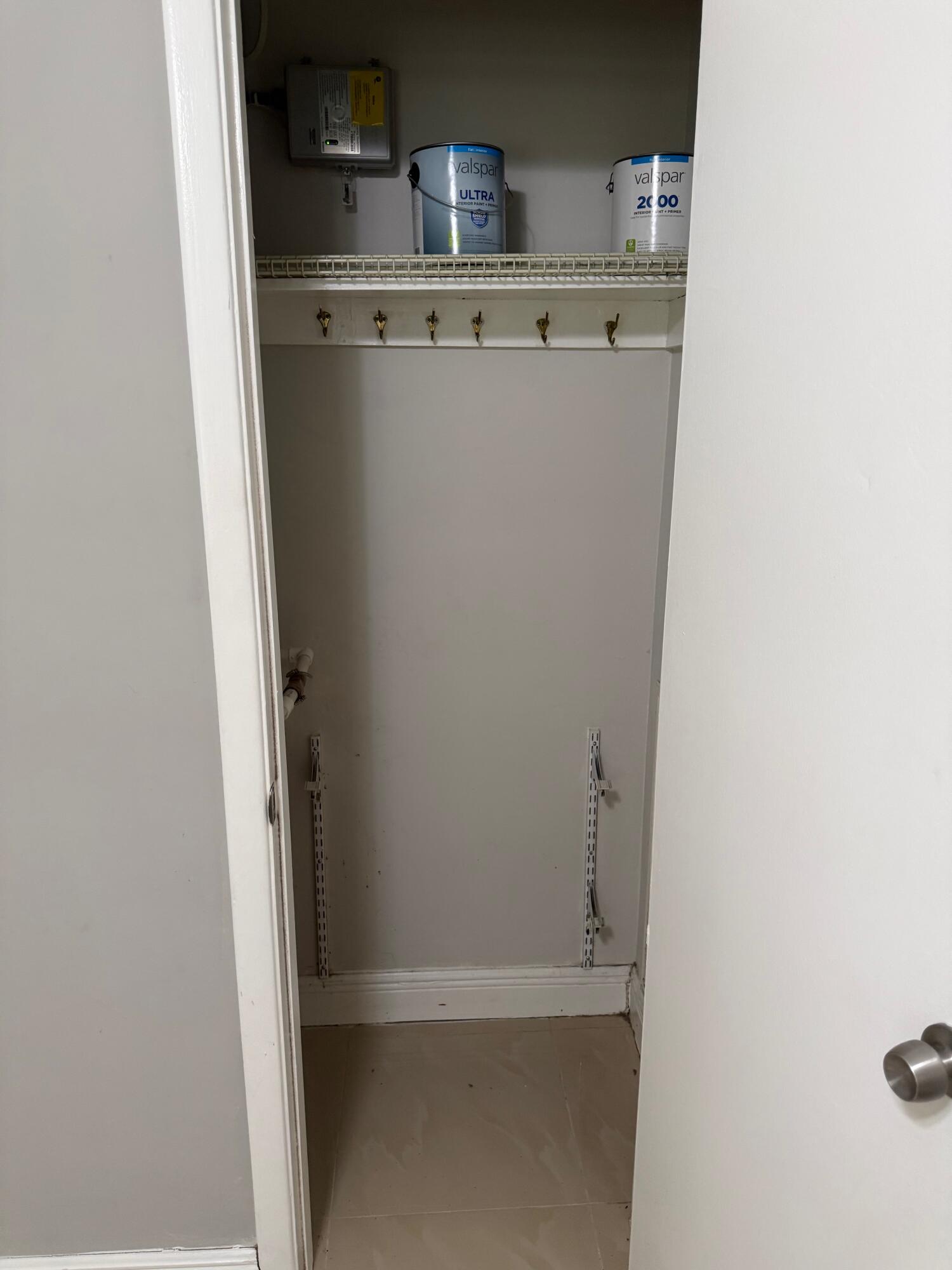 HAVERHILL RIDING ESTS IN - Residential Lease