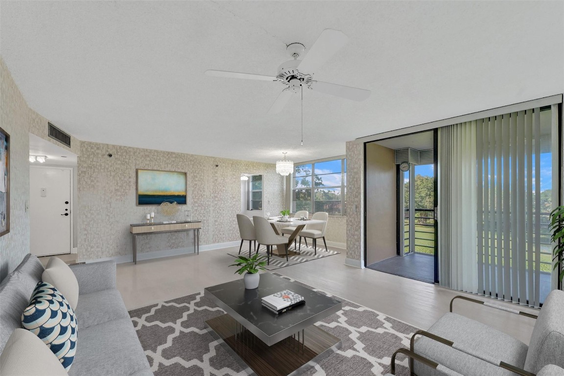 1000 Saint Charles Place 305