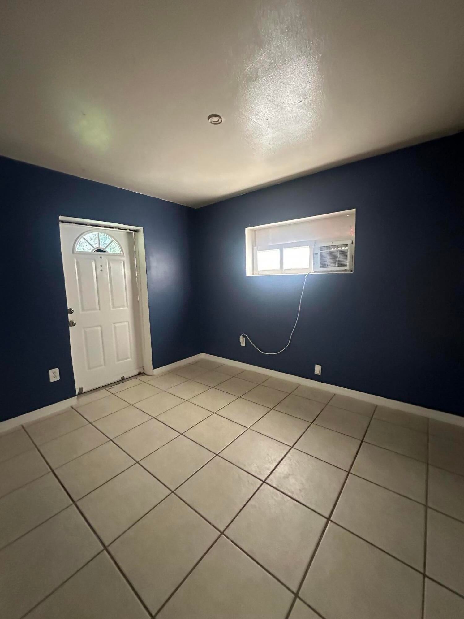 4058 N US HIGHWAY 1 C