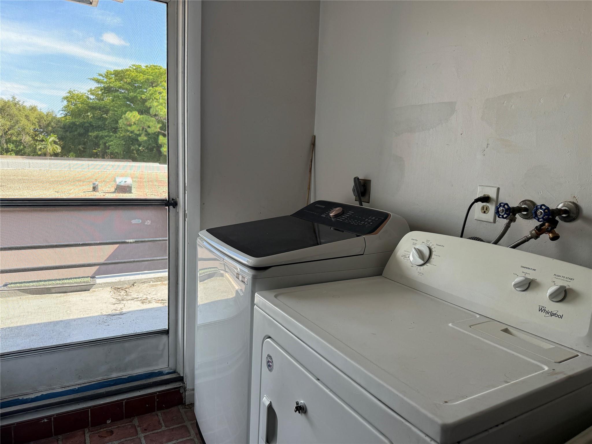 Oakland Park Second Add 1 - Residential Lease