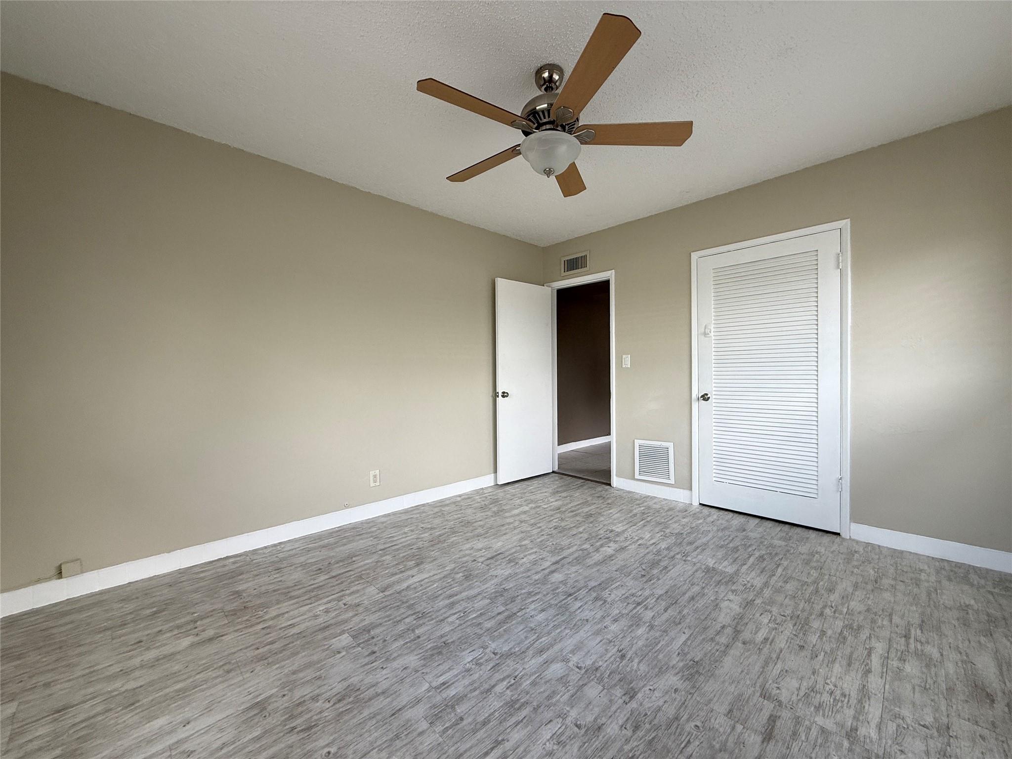 Oakland Park Second Add 1 - Residential Lease