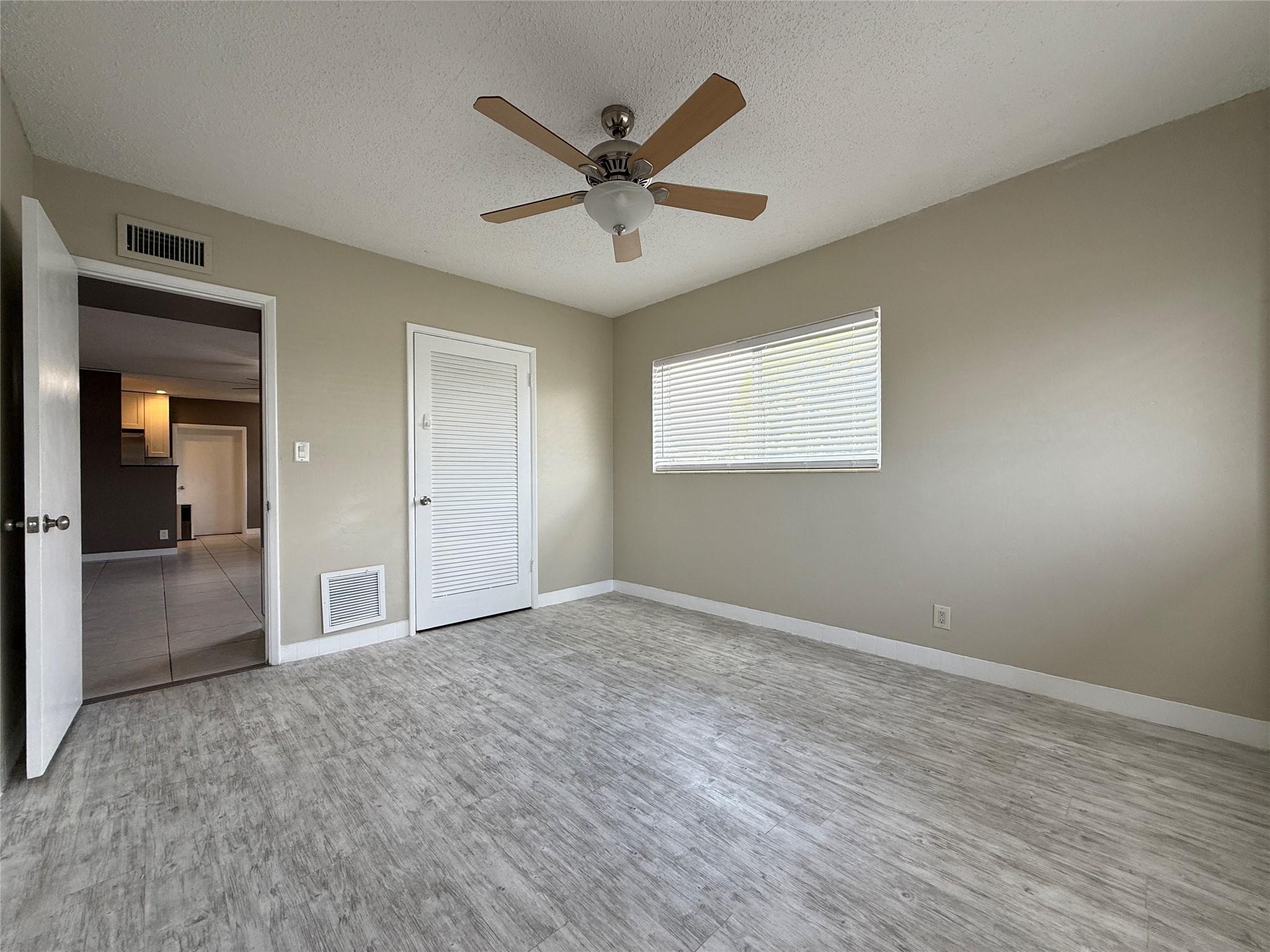 Oakland Park Second Add 1 - Residential Lease