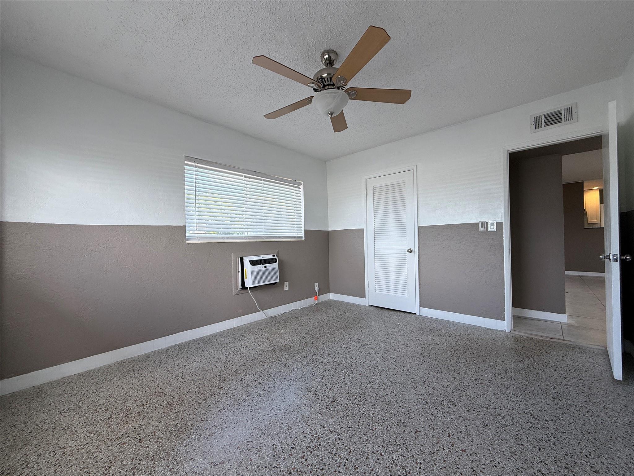 Oakland Park Second Add 1 - Residential Lease