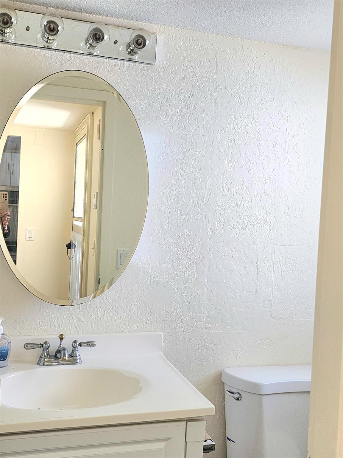 POINCIANA PLACE CONDO 1,2 - Residential Lease