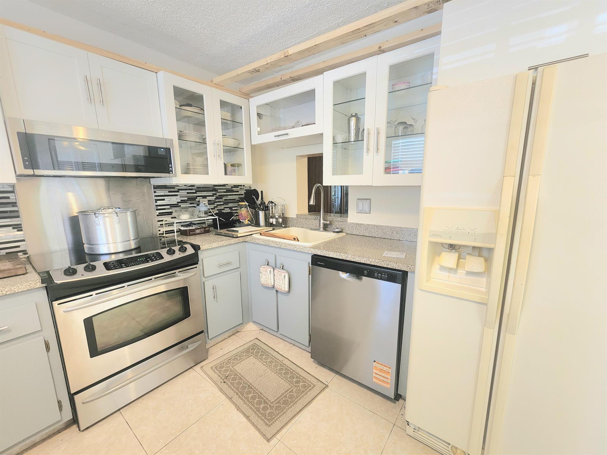 POINCIANA PLACE CONDO 1,2 - Residential Lease