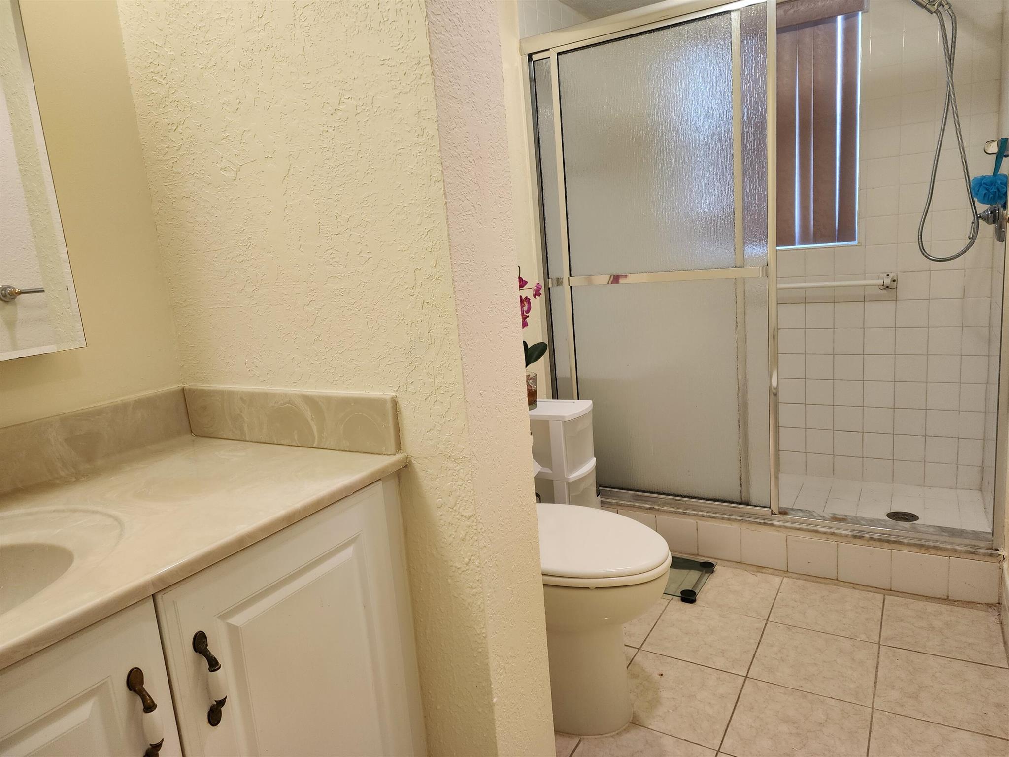 POINCIANA PLACE CONDO 1,2 - Residential Lease