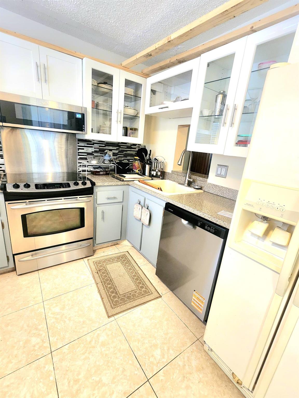 POINCIANA PLACE CONDO 1,2 - Residential Lease