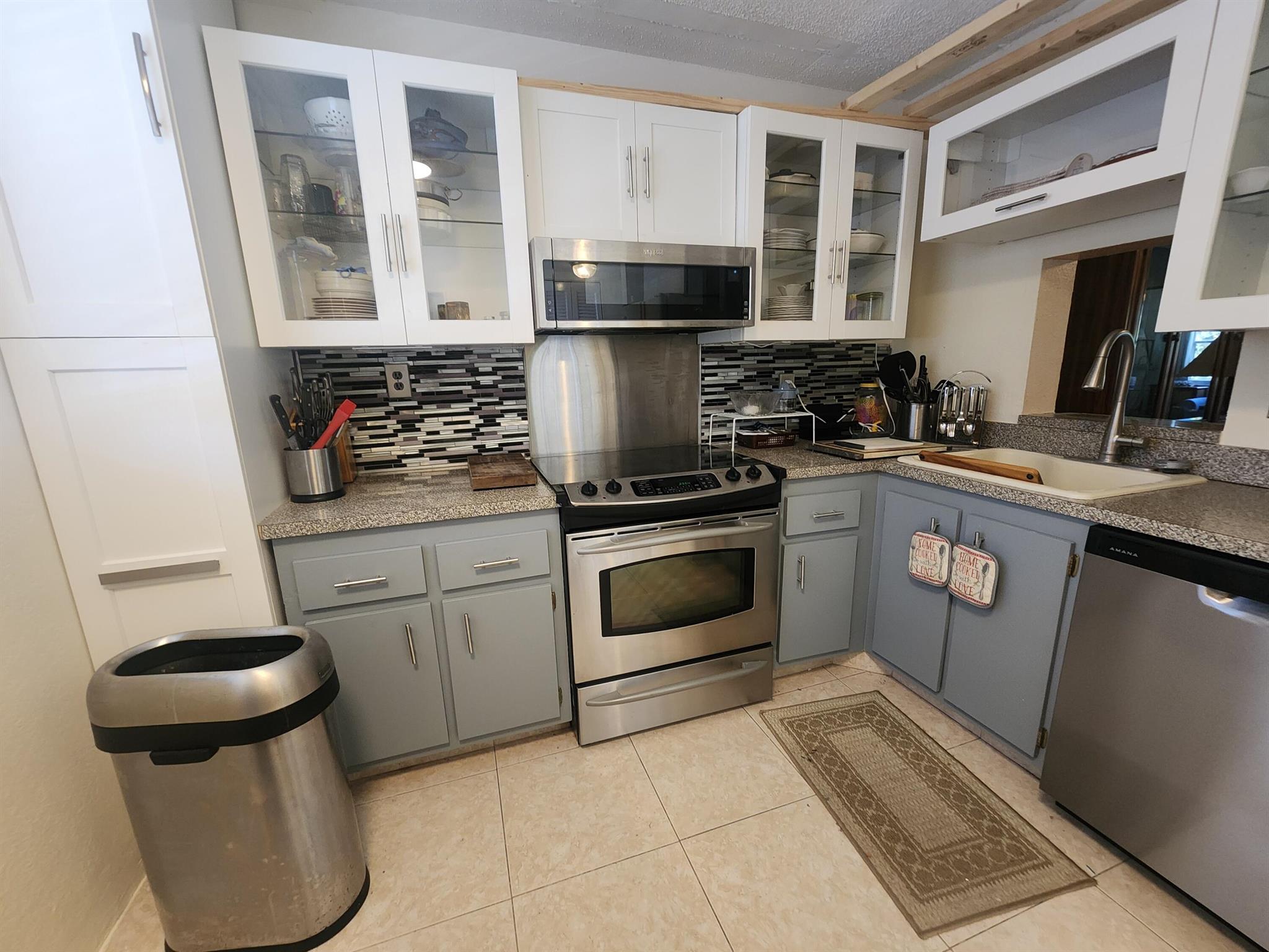 POINCIANA PLACE CONDO 1,2 - Residential Lease