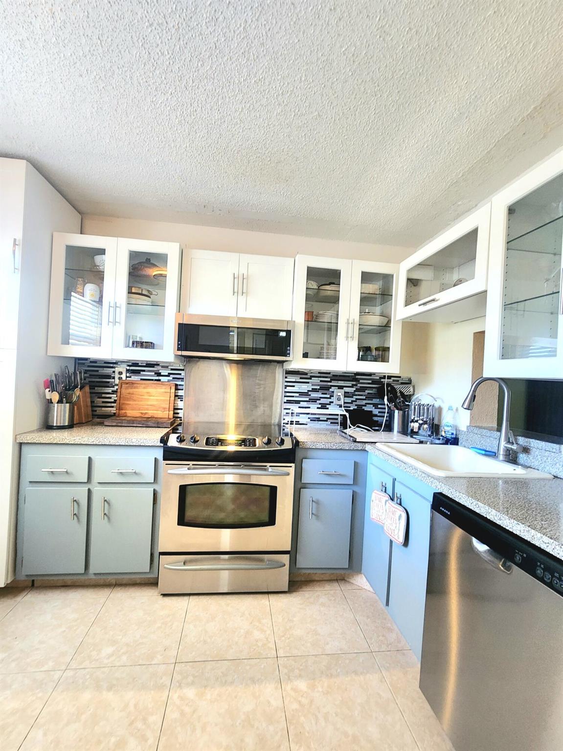 POINCIANA PLACE CONDO 1,2 - Residential Lease