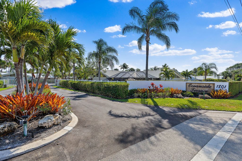 Photo of 1801 Us-1, Jupiter, FL 33477 (MLS # B26020385)