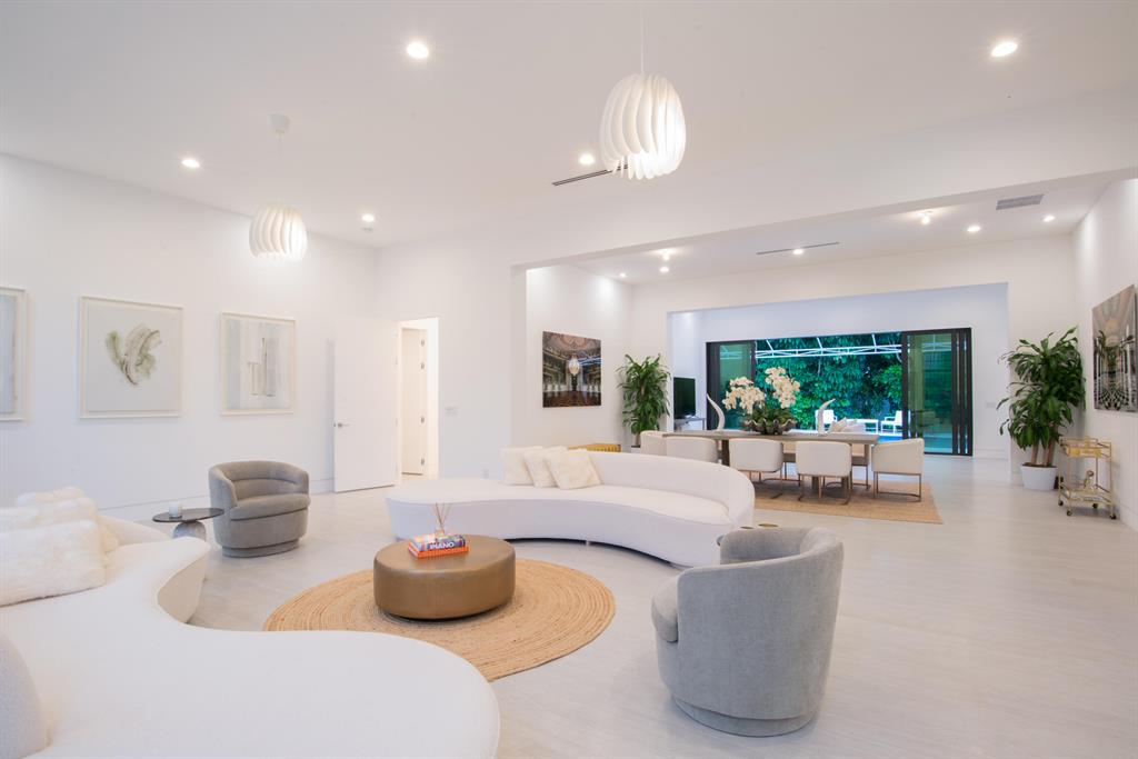 DODGE ESTATES LOT 21 & PART OF LOT 22 AS IN OR1770 - Residential